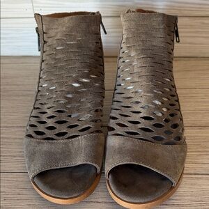 Womens Open-Toe Laser-Cut Suede Ankle Bootie in Taupe